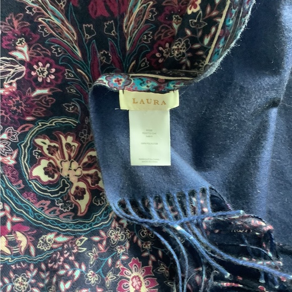 ✅50% OFF Wrap Skirt or Shawl/window covering/table runner. Brand new condition - Picture 4 of 4